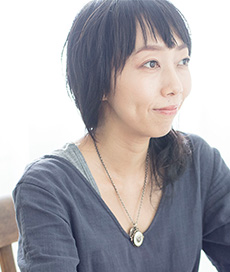 ���e���C�^�[�E�Z���t�P�A�R���V�F���W�� �Βˋv���q����