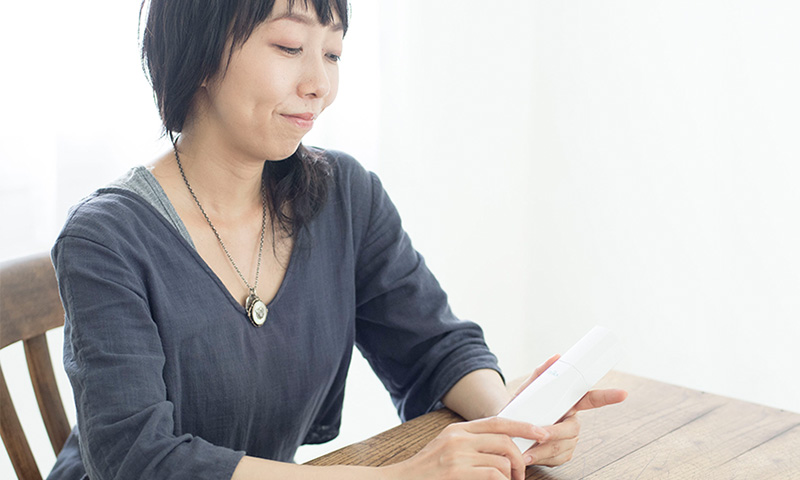 ���e���C�^�[�E�Z���t�P�A�R���V�F���W�� �Βˋv���q����